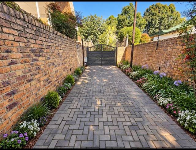 3 BEDROOM PROPERTY TO RENT IN BROOKLYN